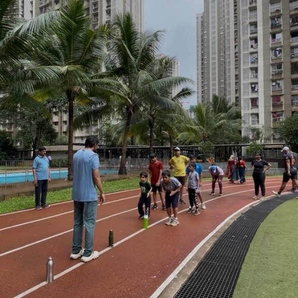 Athletes during the main workout phase of a Elite Junior Athletes session at VHR Sports