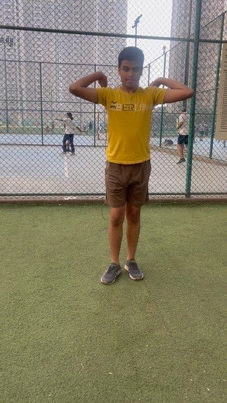 Athletes during the warm-up phase of a Future Champions session at VHR Sports
