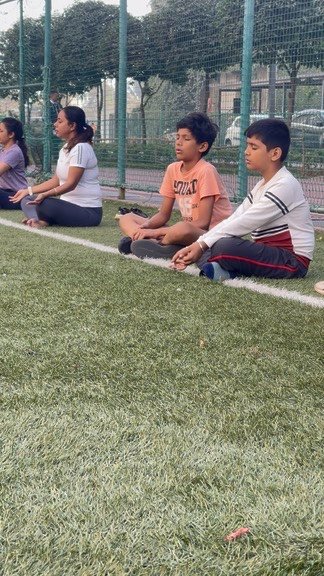 Athletes during the the work — meditation phase of a Mind Athlete session at VHR Sports