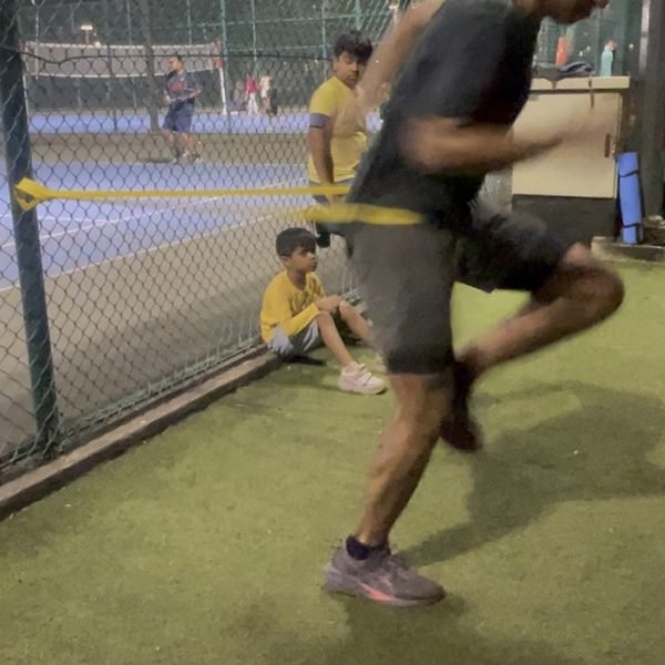 Athletes during the runner strength phase of a Marathon Ready session at VHR Sports