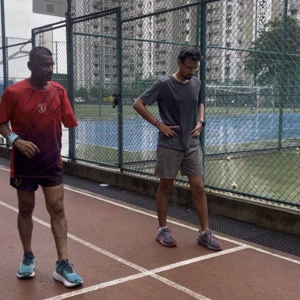 Athletes during the the run — easy, tempo, long phase of a Marathon Ready session at VHR Sports