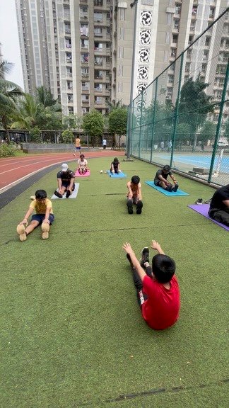Athletes during the mobility & recovery phase of a Sports Conditioning session at VHR Sports